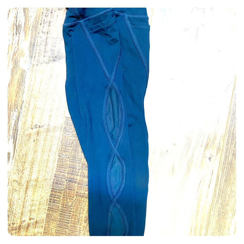 Athleta Girl 8/10 crop tights (great condition)